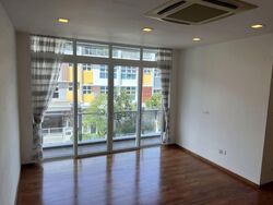 Sembawang Park (D27), Terrace #536358061
